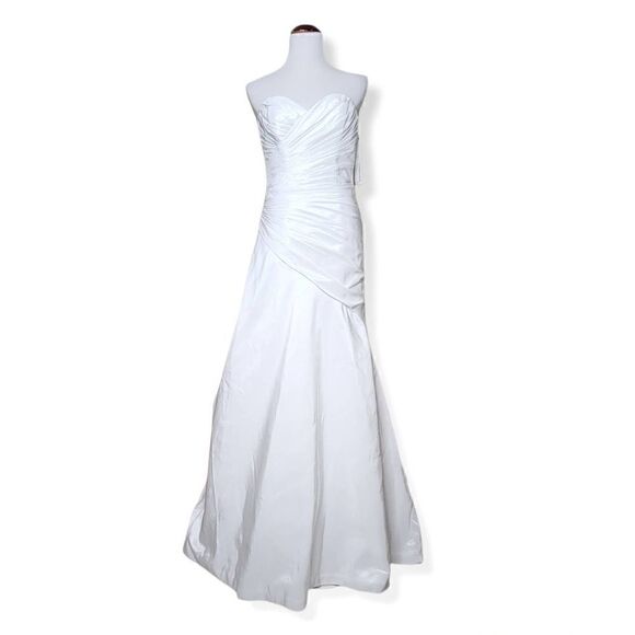 Cosmobella Sweetheart Pleated Strapless Wedding Dress White Size 2 - Picture 1 of 15